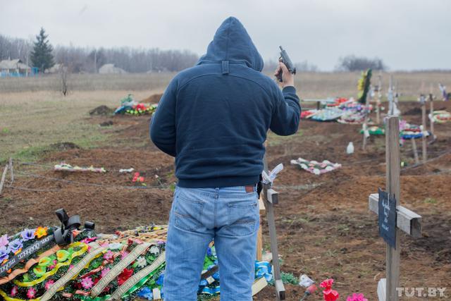 могилы путинских террористов, Донбасс, Украина