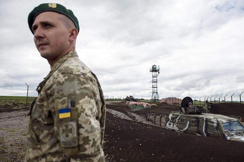Украина строит границу с Россией